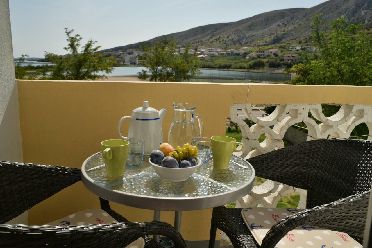 Villa Galeb Pag - At The Main Beach Pag Town Exterior foto