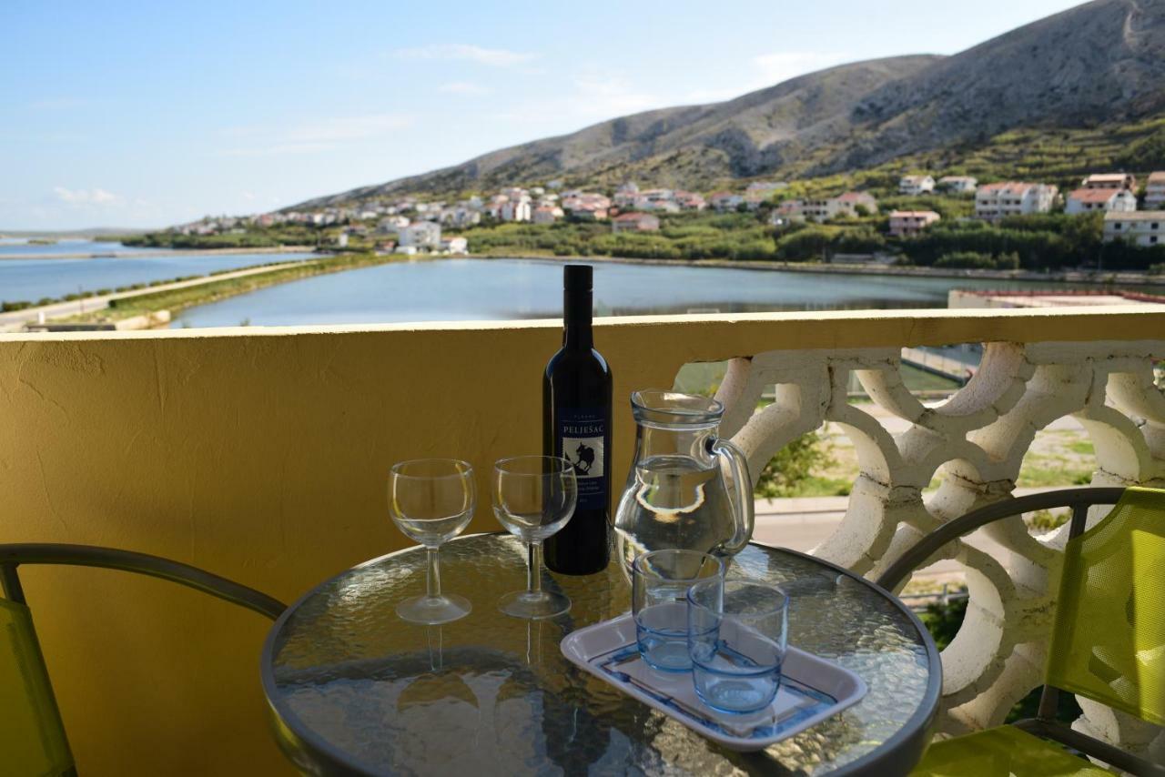 Villa Galeb Pag - At The Main Beach Pag Town Exterior foto
