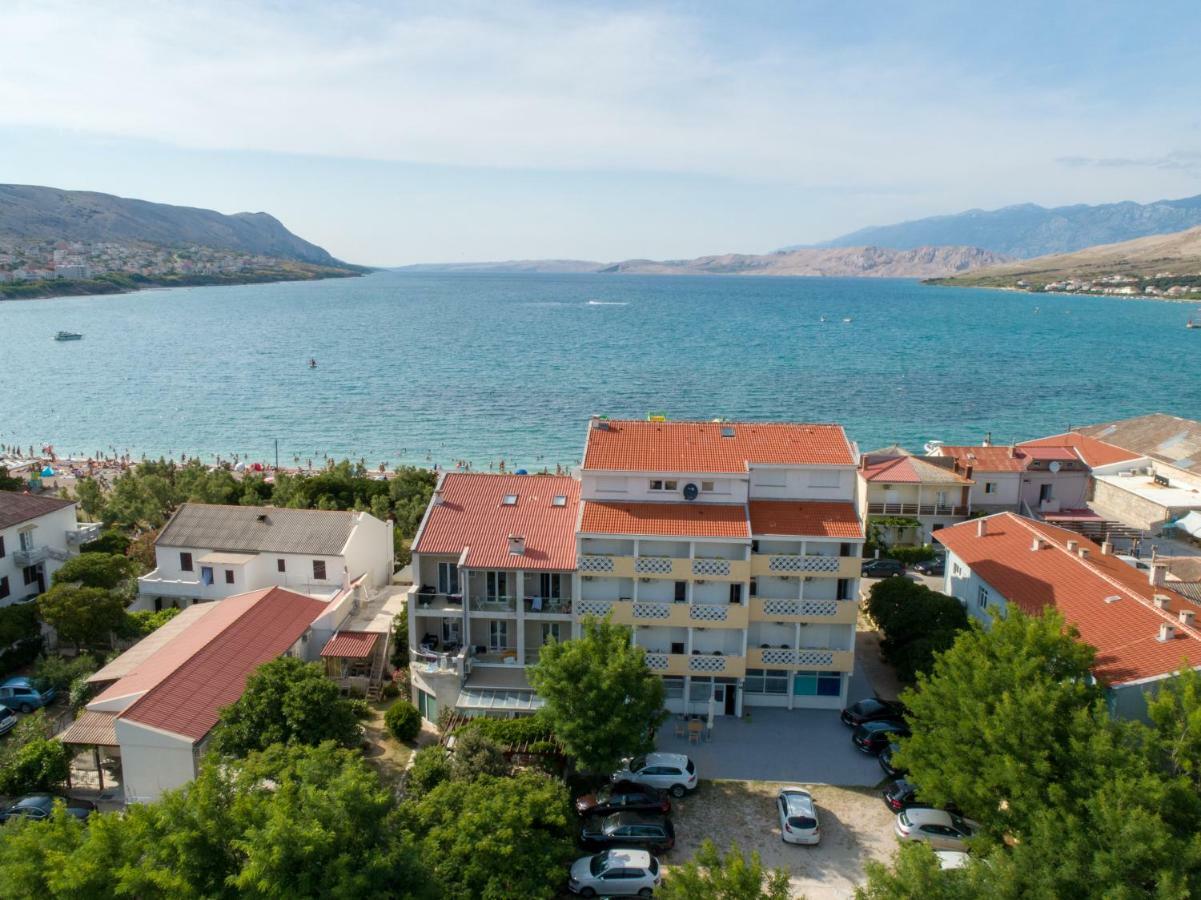 Villa Galeb Pag - At The Main Beach Pag Town Exterior foto