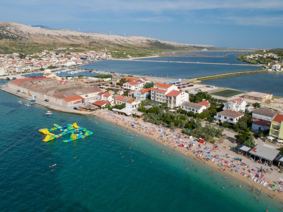 Villa Galeb Pag - At The Main Beach Pag Town Exterior foto